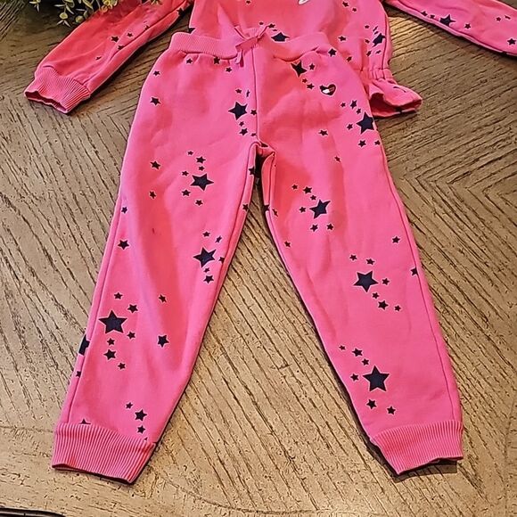 Tommy Hilfiger star hoodie and sweatpant set size 5 - Picture 9 of 15